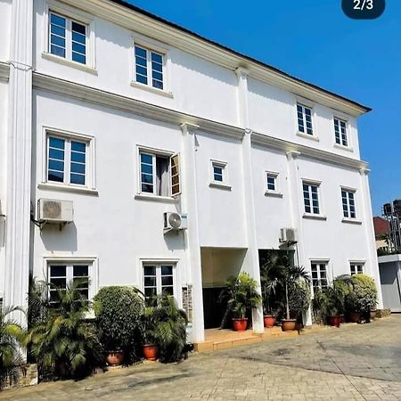 The Tranquil Mews Hotel อาบูจา ภายนอก รูปภาพ